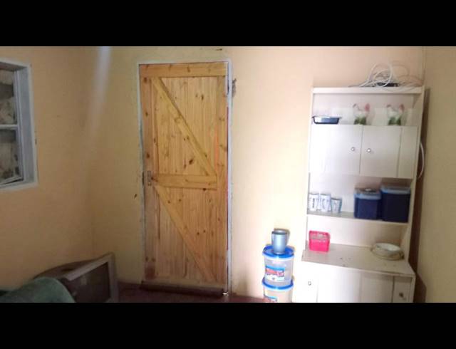 2 BEDROOM HOUSE FOR SALE IN CHIAWELO